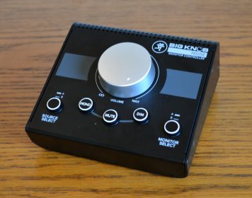 presonus monitor station v2 vs mackie big knob