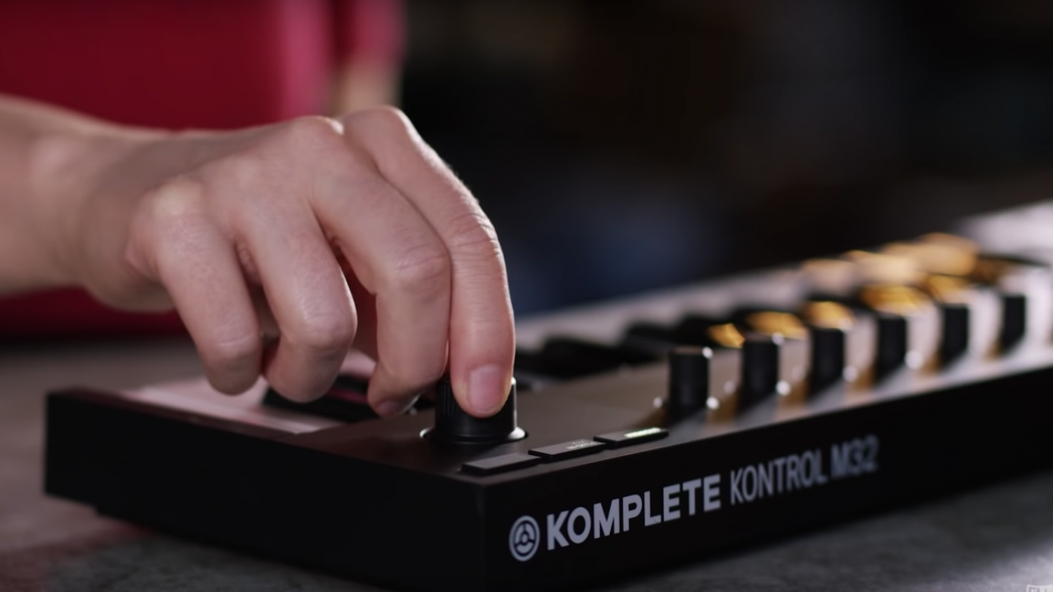 native instruments komplete kontrol m32 compatibility