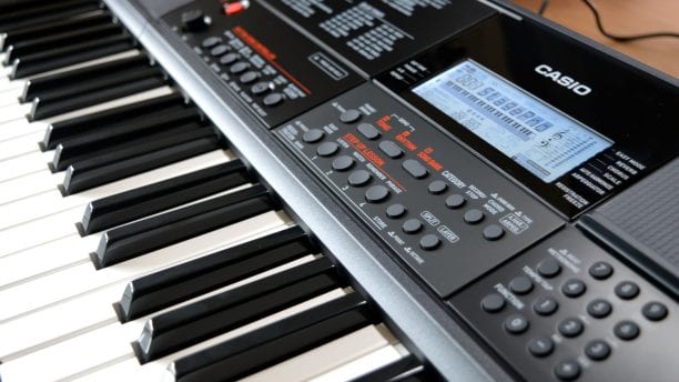 Casio CT-X700 Main