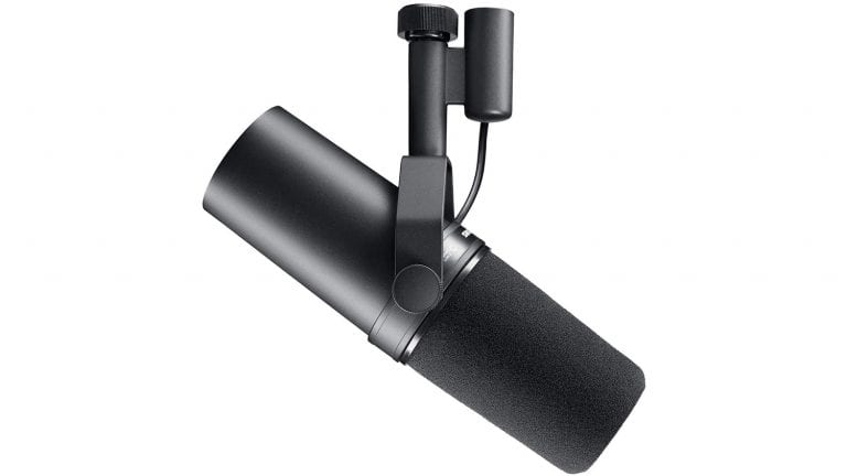 shure sm7b side shot in suspension mount