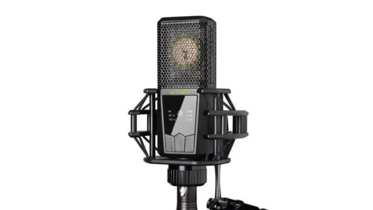 LEWITT LCT 540 S front shot in shockmount