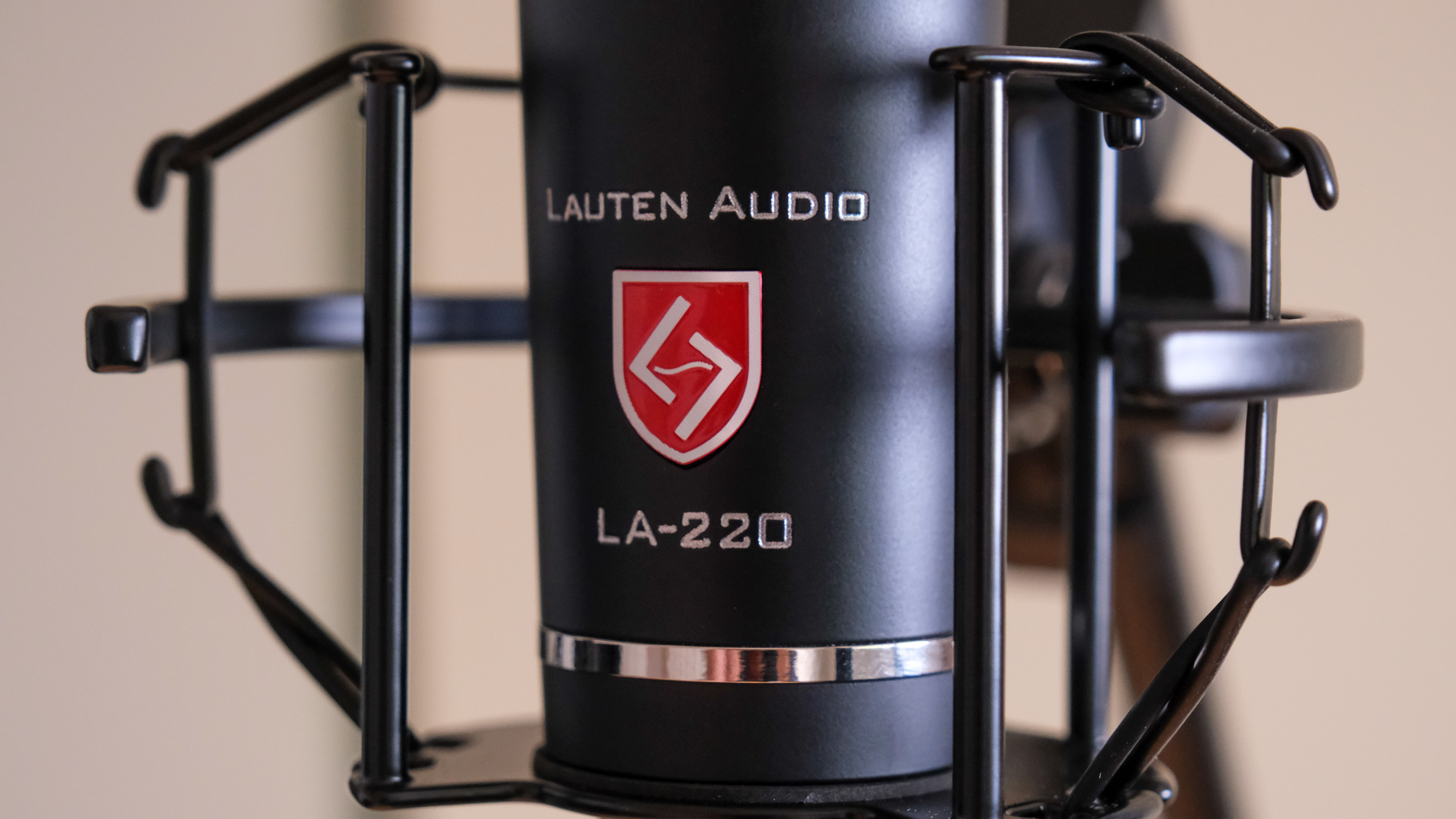 Lauten Audio LA-220 Logo