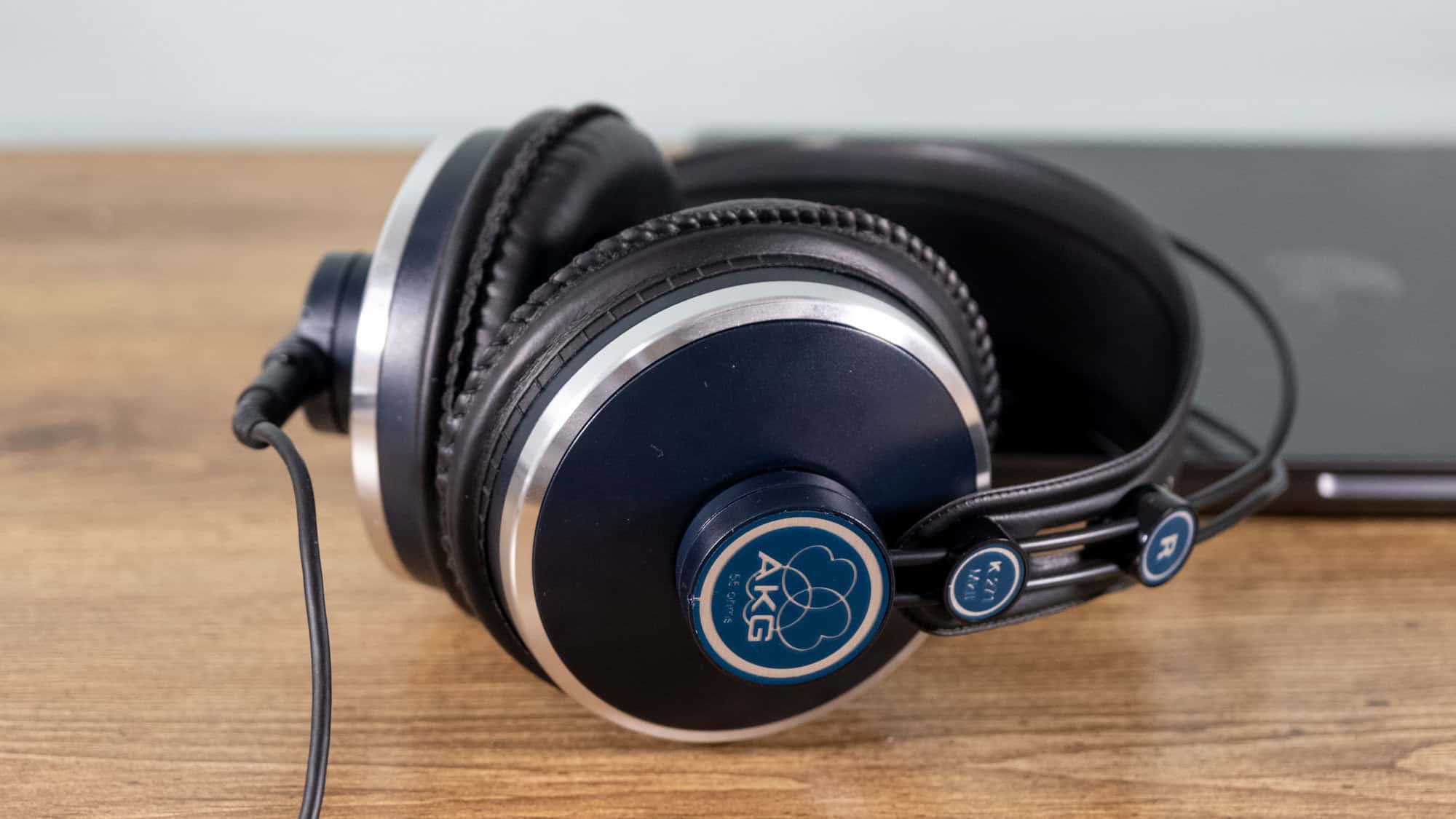 Side of the AKG K271 MKII on a wooden table