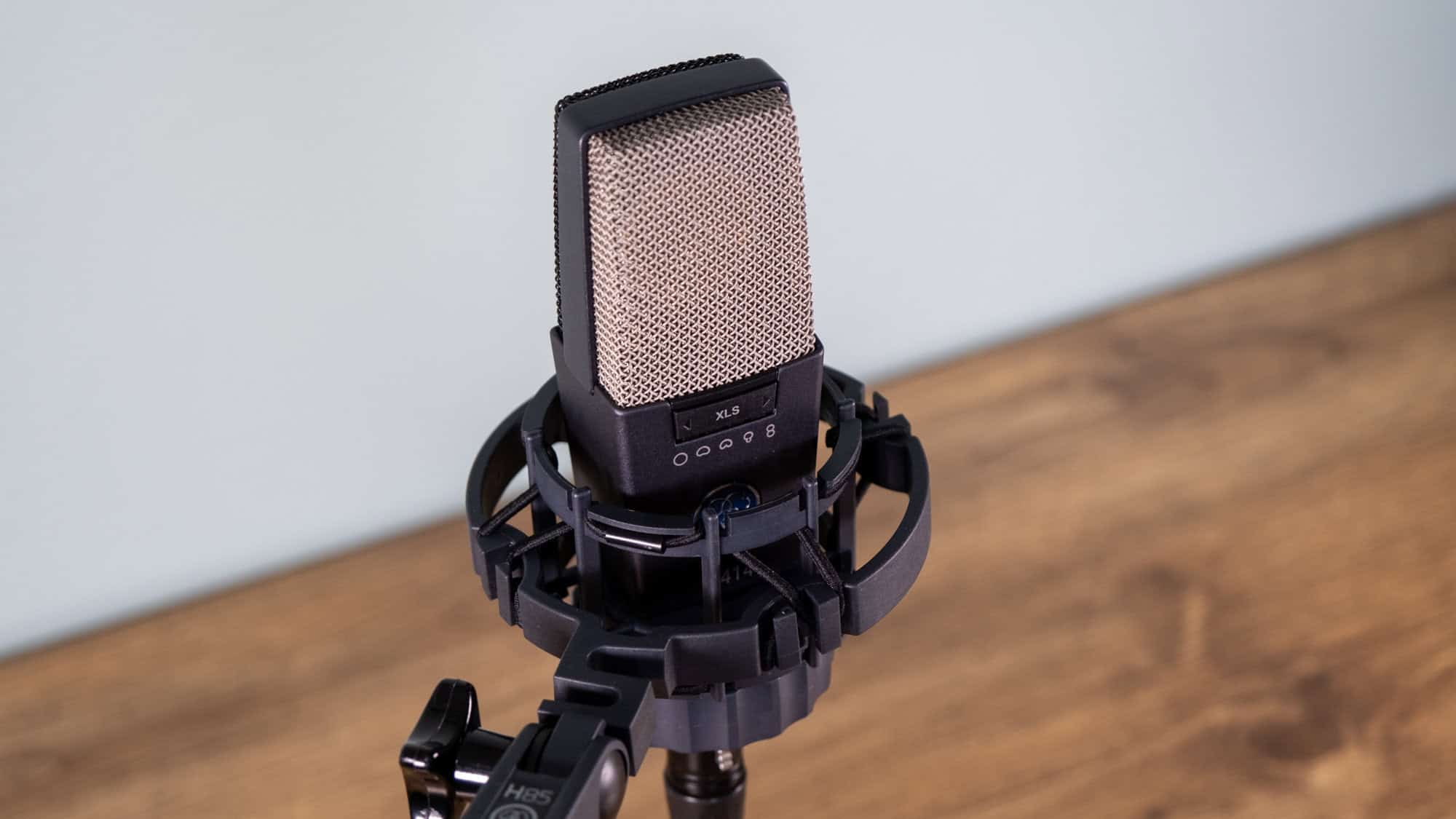 Top-down view of the AKG C414 XLS.