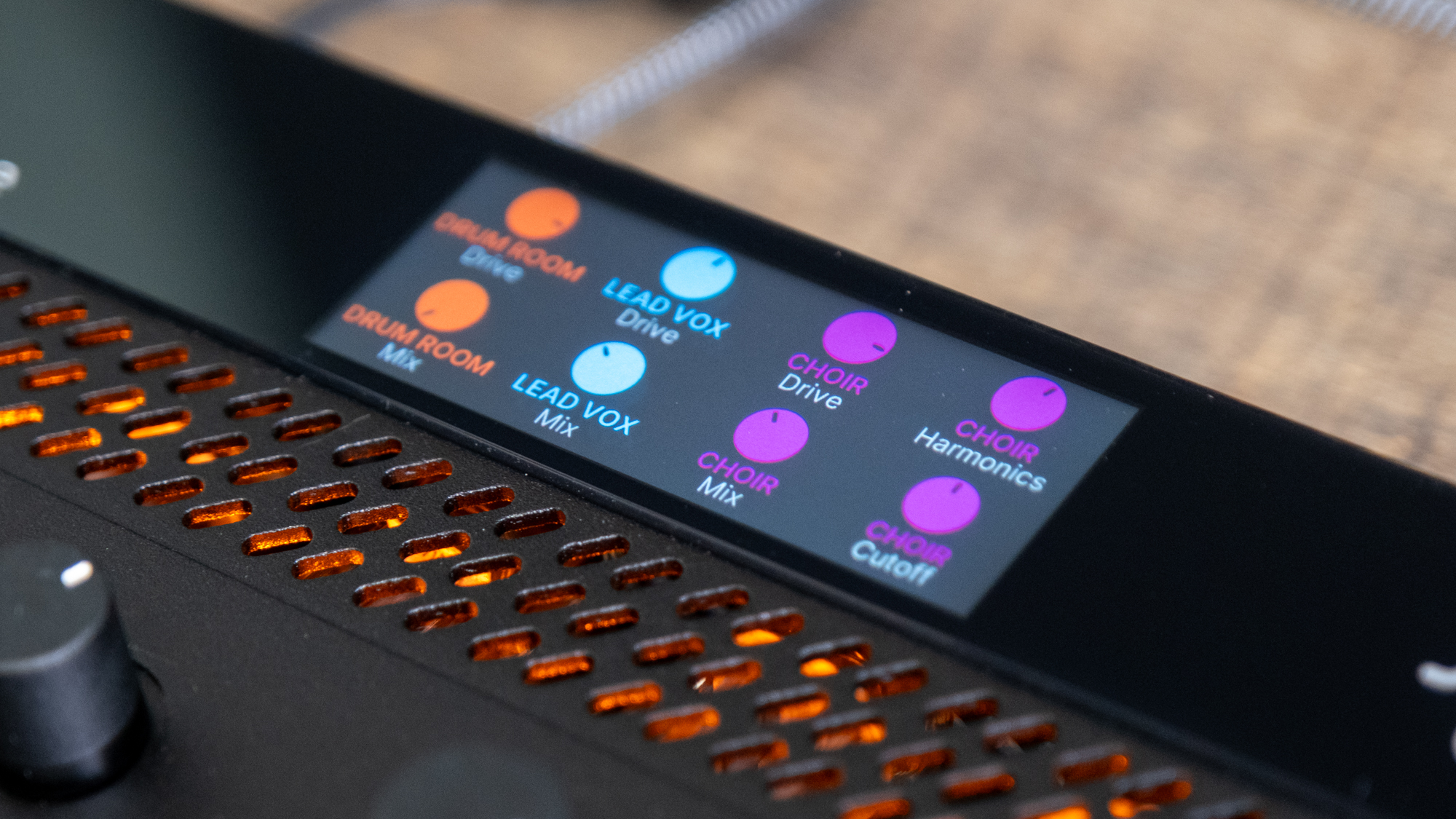 FreqPort FreqTube FT1 display with colorful dials