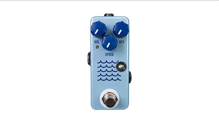 jhs pedals tidewater with blue enclosure and trio of mini control knobs