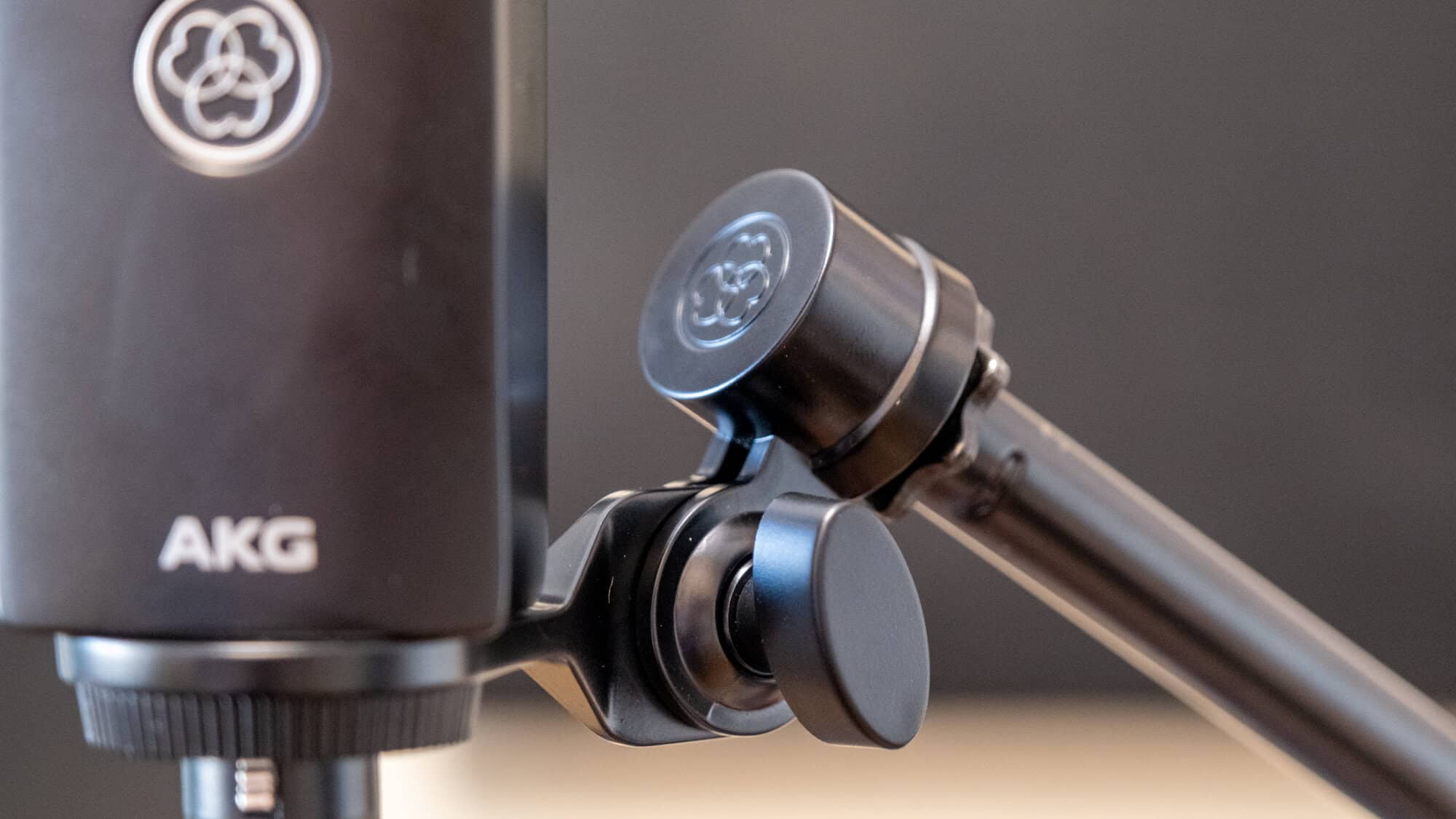 Mount that comes with the AKG C104 microphone