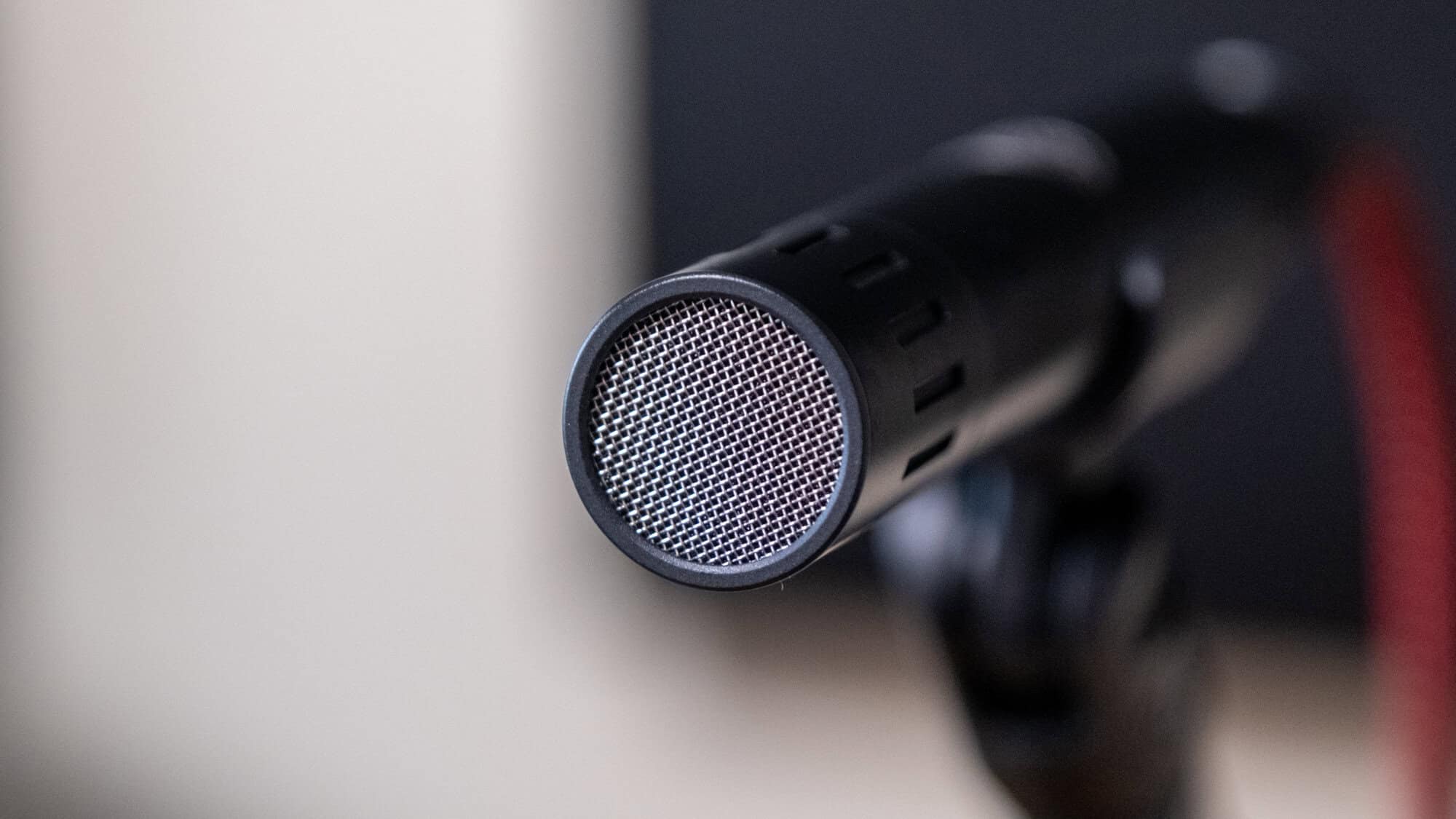 Front of the AKG C151